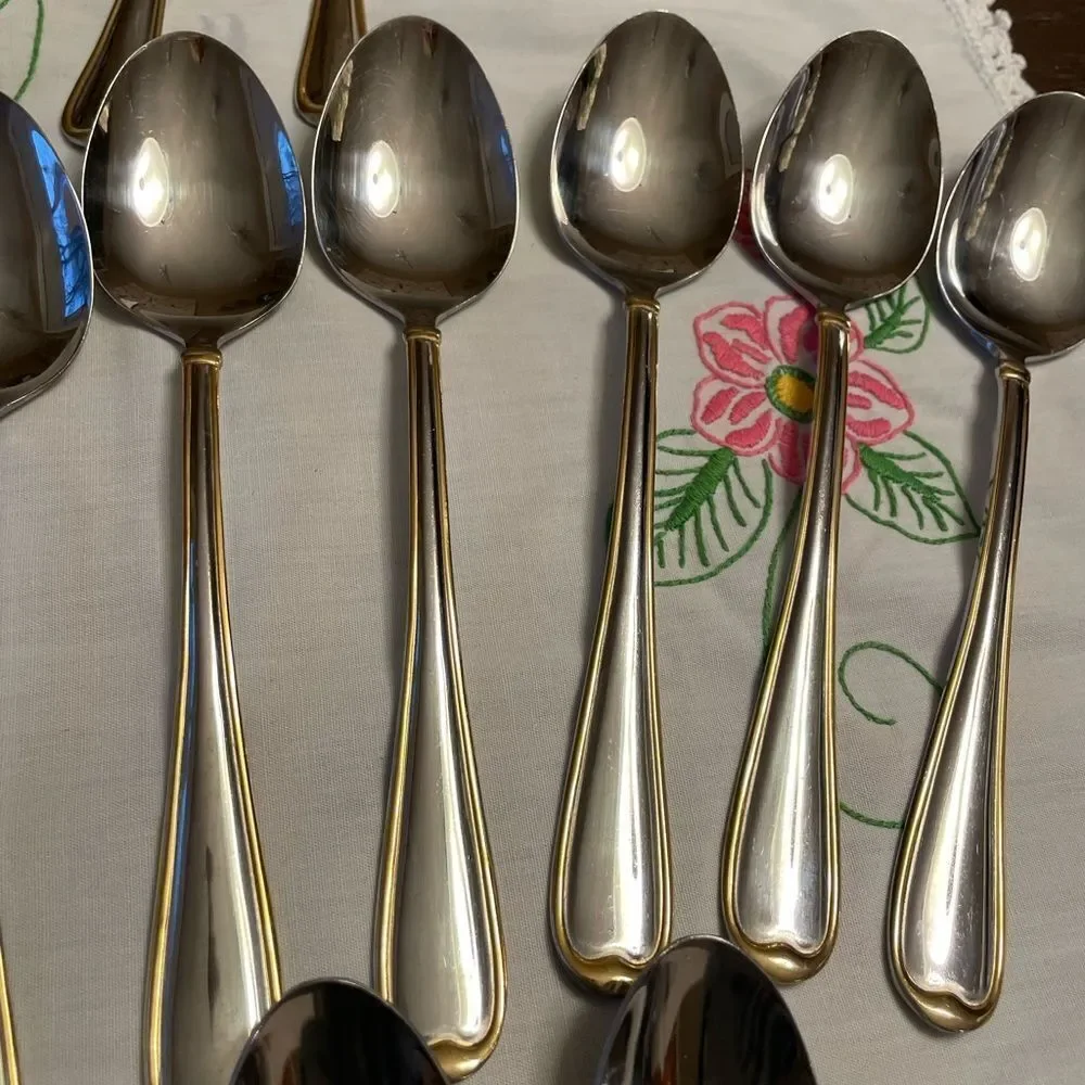 Cambridge 18/10 ALLURE Gold Edged Flatware Set Multiple Pieces & Serving Set